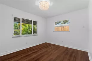 8020 24th Ave N, Saint Petersburg, FL 33710 - Photo 6
