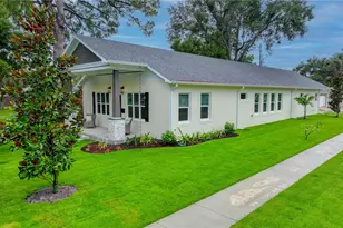 494 39th Ave N, Saint Petersburg, FL 33703 - Photo 4