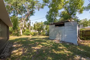 4706 E Sligh Ave, Tampa, FL 33610 - Photo 8