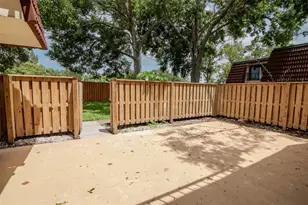 2725 11th Ct, Palm Harbor, FL 34684 - Photo 4