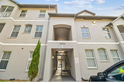 5052 Sunridge Palms Drive #102, Tampa, FL 33617 - Photo 1