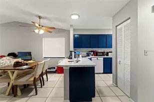 7124 Barclay Ave, Spring Hill, FL 34609 - Photo 6