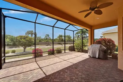 1643 Emerald Dunes Drive, Sun City Center, FL 33573 - Photo 14