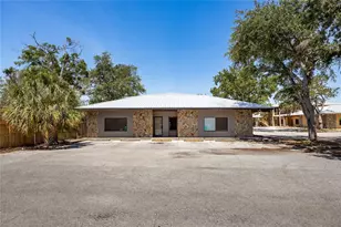 11213 N Nebraska Ave, Tampa, FL 33612 - Photo 4