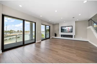 16047 Redington Drive, Redington Beach, FL 33708 - Photo 6