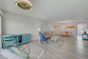 10215 Regal Dr, Largo, FL 33774 - Photo 10