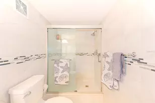 10215 Regal Dr, Largo, FL 33774 - Photo 20