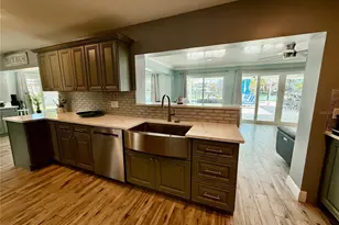 12300 4th St E, Treasure Island, FL 33706 - Photo 22