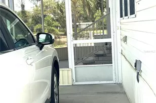 11228 102 St N, Largo, FL 33773 - Photo 10