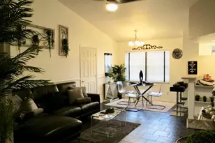 21103 Patio View Ct, Lutz, FL 33558 - Photo 4