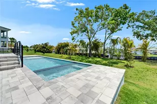 6530 Simone Shores Cir, Apollo Beach, FL 33572 - Photo 72