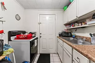 10009 N 10th St, Tampa, FL 33612 - Photo 6