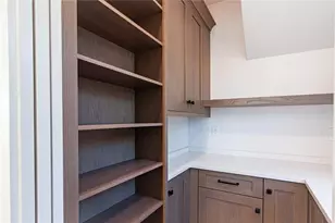 2101 3rd Ave N, Saint Petersburg, FL 33713 - Photo 30