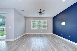 6119 Bradford Woods Dr, Zephyrhills, FL 33542 - Photo 10