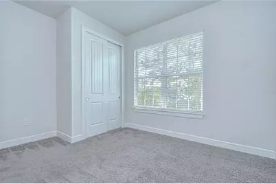 6119 Bradford Woods Drive, Zephyrhills, FL 33542 - Photo 16