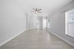 11363 Cocoa Beach Dr, Riverview, FL 33569 - Photo 10