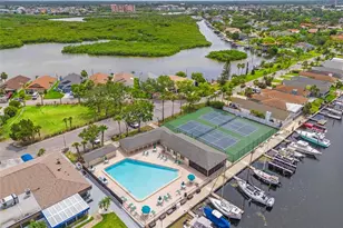 4012 Marine Pkwy, New Port Richey, FL 34652 - Photo 36