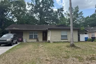 201 Lentz Rd, Brandon, FL 33510 - Photo 2