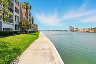 7625 Sun Island Dr S, South Pasadena, FL 33707 - Photo 22