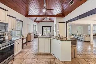 118 S Manhattan Ave, Tampa, FL 33609 - Photo 14