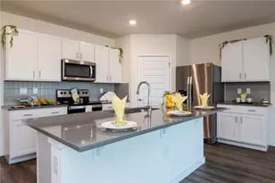 9795 Crescent Ray Dr, Wesley Chapel, FL 33545 - Photo 8