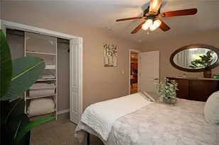 7401 13th Ave N, Saint Petersburg, FL 33710 - Photo 20