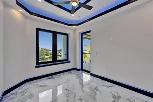 6520 Simone Shores Cir, Apollo Beach, FL 33572 - Photo 22