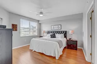 960 Starkey Rd, Largo, FL 33771 - Photo 16