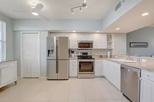 960 Starkey Rd, Largo, FL 33771 - Photo 6