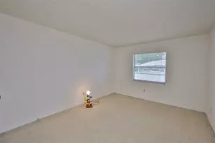 1904 Canterbury Ln, Sun City Center, FL 33573 - Photo 30