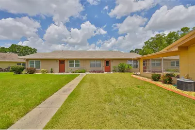 1904 Canterbury Lane #18, Sun City Center, FL 33573 - Photo 2