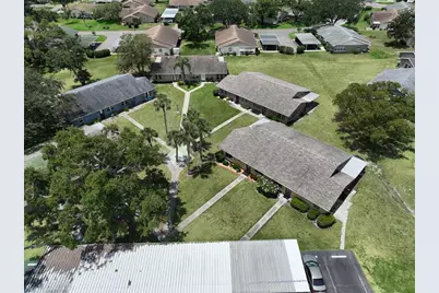 1904 Canterbury Lane #18, Sun City Center, FL 33573 - Photo 38