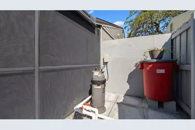 12416 Queensland Lane, Tampa, FL 33625 - Photo 34