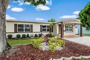 1512 56th Ave N, Saint Petersburg, FL 33703 - Photo 1