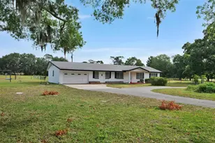 3741 Keystone Rd, Tarpon Springs, FL 34688 - Photo 2