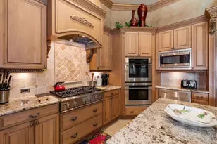 841 Ponce De Leon Dr, Saint Petersburg, FL 33715 - Photo 12