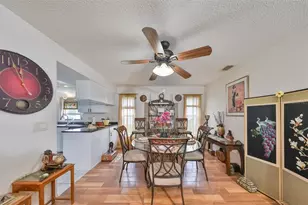 1417 Langley Dr, Sun City Center, FL 33573 - Photo 10
