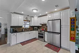 6202 7th Ave S, Gulfport, FL 33707 - Photo 10