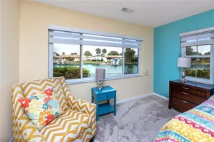 2096 Massachusetts Ave NE, Saint Petersburg, FL 33703 - Photo 28