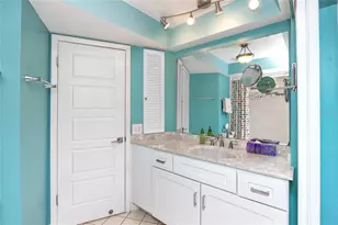 2096 Massachusetts Ave NE, Saint Petersburg, FL 33703 - Photo 32