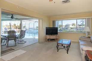 2096 Massachusetts Ave NE, Saint Petersburg, FL 33703 - Photo 24