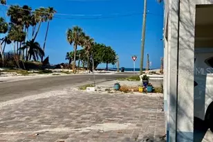 44 77th Ave, Treasure Island, FL 33706 - Photo 26