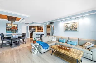 4900 Brittany Dr S, Saint Petersburg, FL 33715 - Photo 4