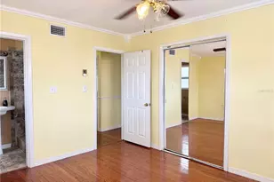 2523 Krueger Ln, Tampa, FL 33618 - Photo 20