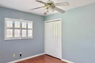 2523 Krueger Ln, Tampa, FL 33618 - Photo 30