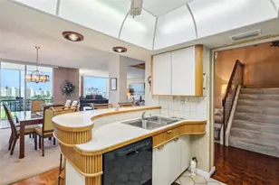 7400 Sun Island Dr S, South Pasadena, FL 33707 - Photo 18