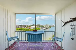 7400 Sun Island Dr S, South Pasadena, FL 33707 - Photo 4