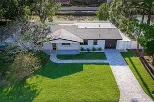 8444 15th Way N, Saint Petersburg, FL 33702 - Photo 1