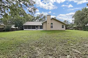 13094 Huntington Woods Ave, Spring Hill, FL 34609 - Photo 32