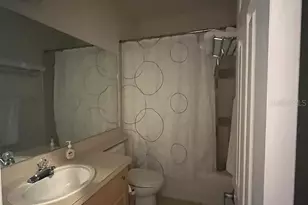 7755 Plantation Cir, University Park, FL 34201 - Photo 6